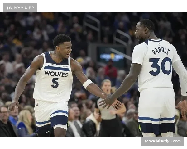 森林狼137比97大胜爵士爱德华兹31分唐斯25+12 森林狼137比97大胜爵士爱德华兹31分唐斯25+12